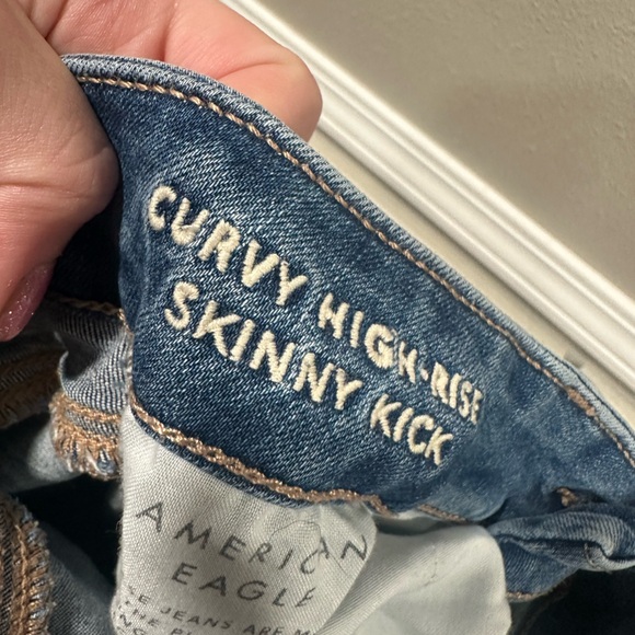 American Eagle Curvy High Rise Skinny Kick - Picture 5 of 6